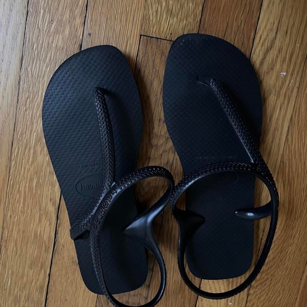 Womens Size 6 Havaianas